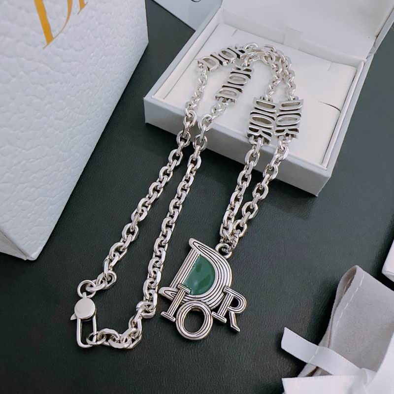 Dior Necklace 06lyr624